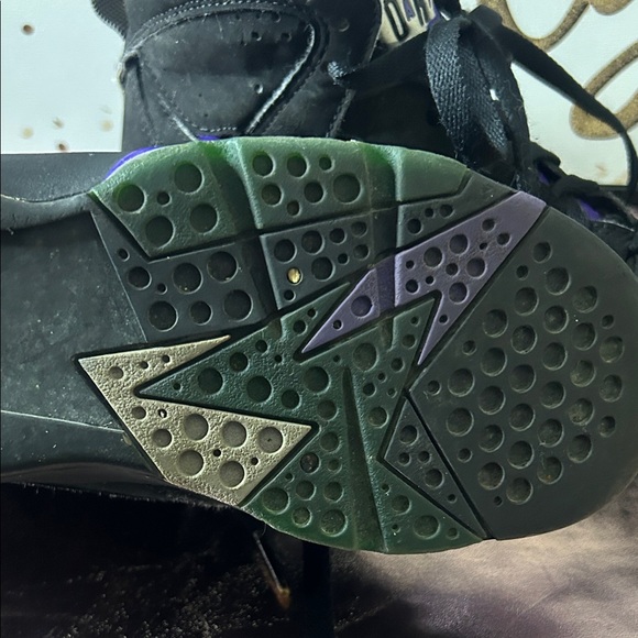 Jordan Kids Sneakers Black Purple #7110 - Picture 3 of 8